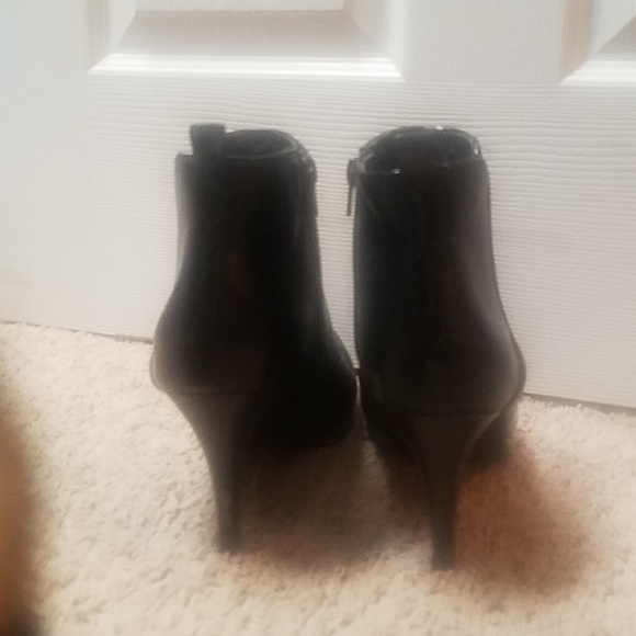 Booties - Picture 3 of 4